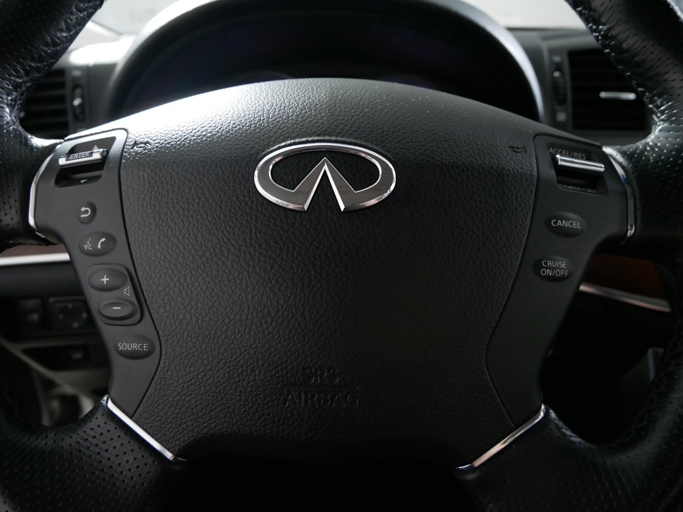 Used 2009 INFINITI M35 x w/ Technology Pkg image 25