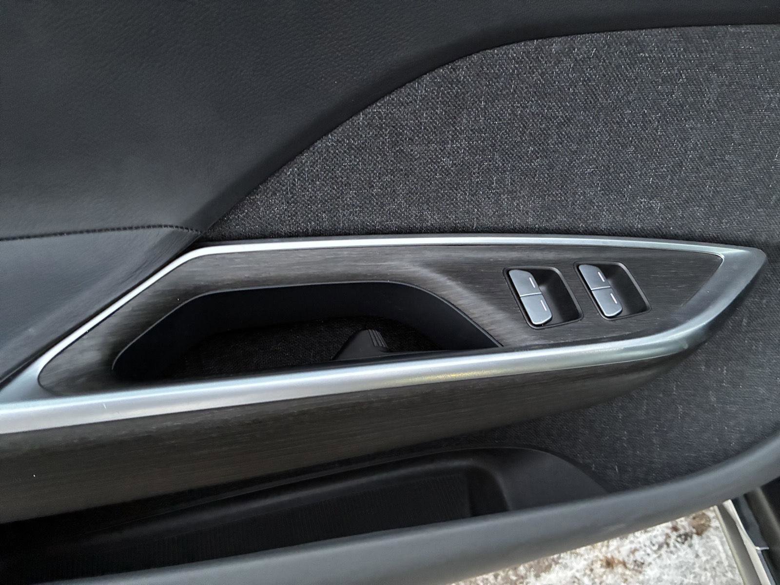 Used 2024 Lucid Air Touring image 17