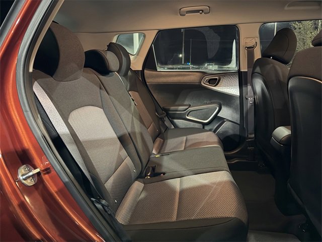 Used 2022 Kia Soul LX w/ Technology Package image 18