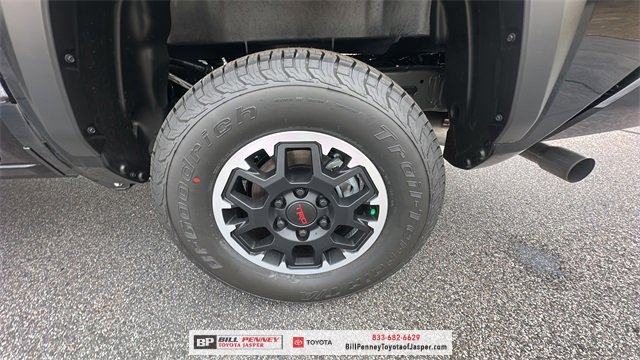 New 2025 Toyota Tacoma TRD Off-Road image 18
