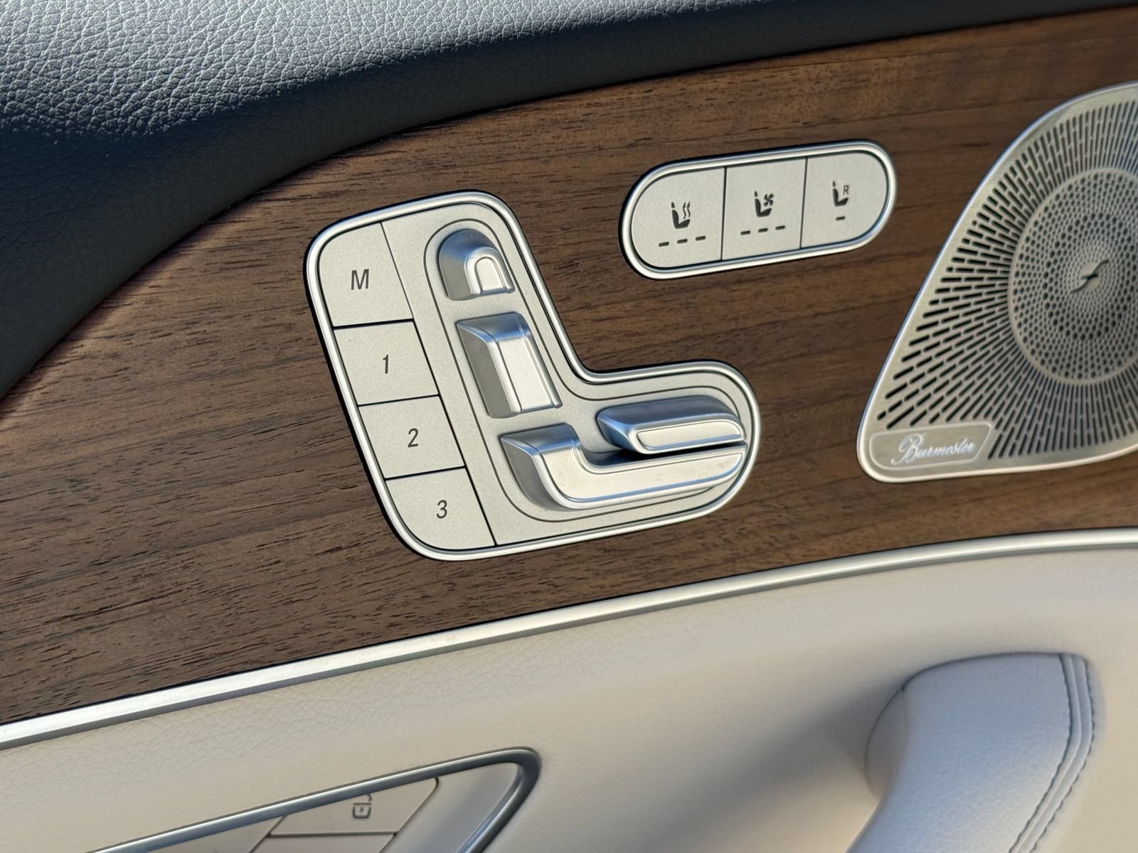 New 2026 Mercedes-Benz GLS 450 4MATIC image 16