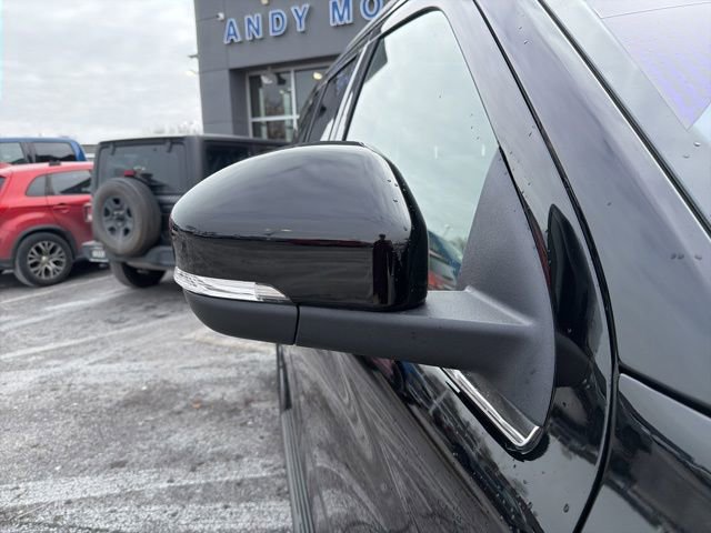 Used 2025 Ford Expedition Active image 14