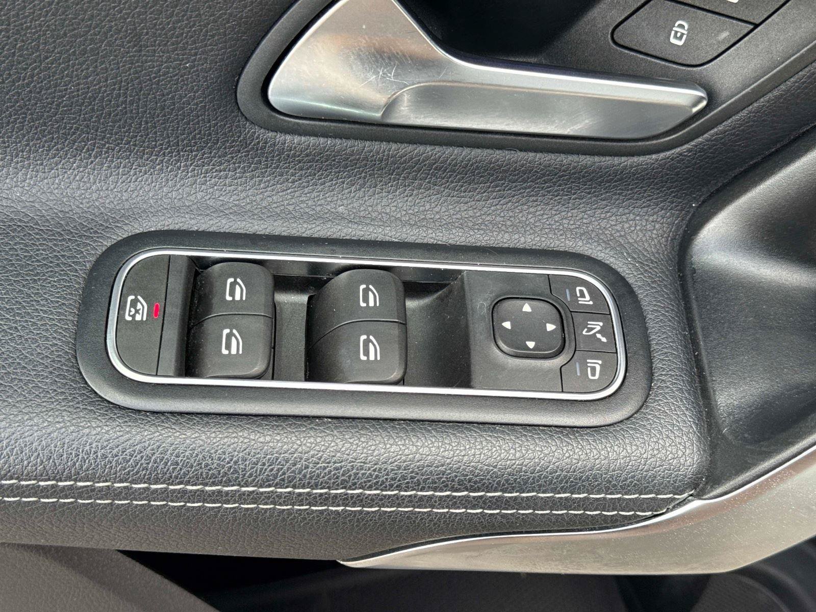 Used 2022 Mercedes-Benz A 220 image 18