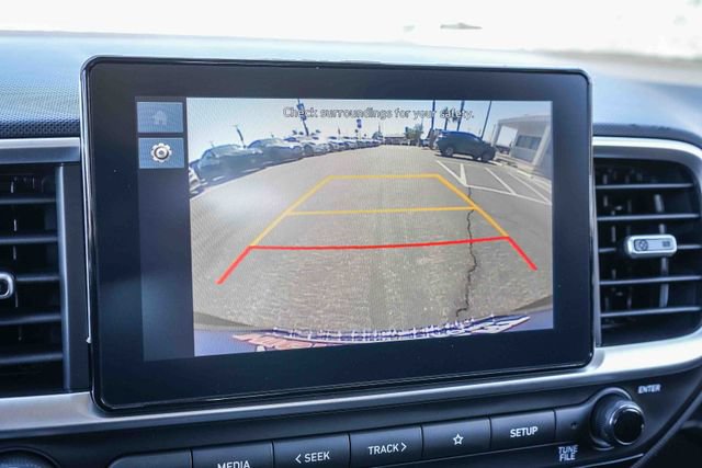 Used 2025 Hyundai Venue SEL FWD image 28