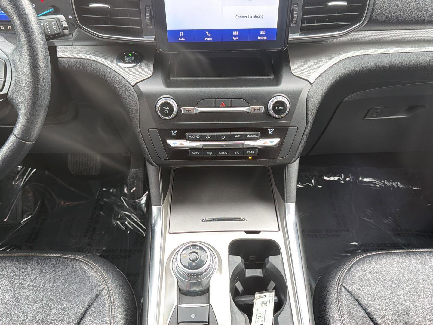 Used 2020 Ford Explorer XLT w/ Equipment Group 202A image 11