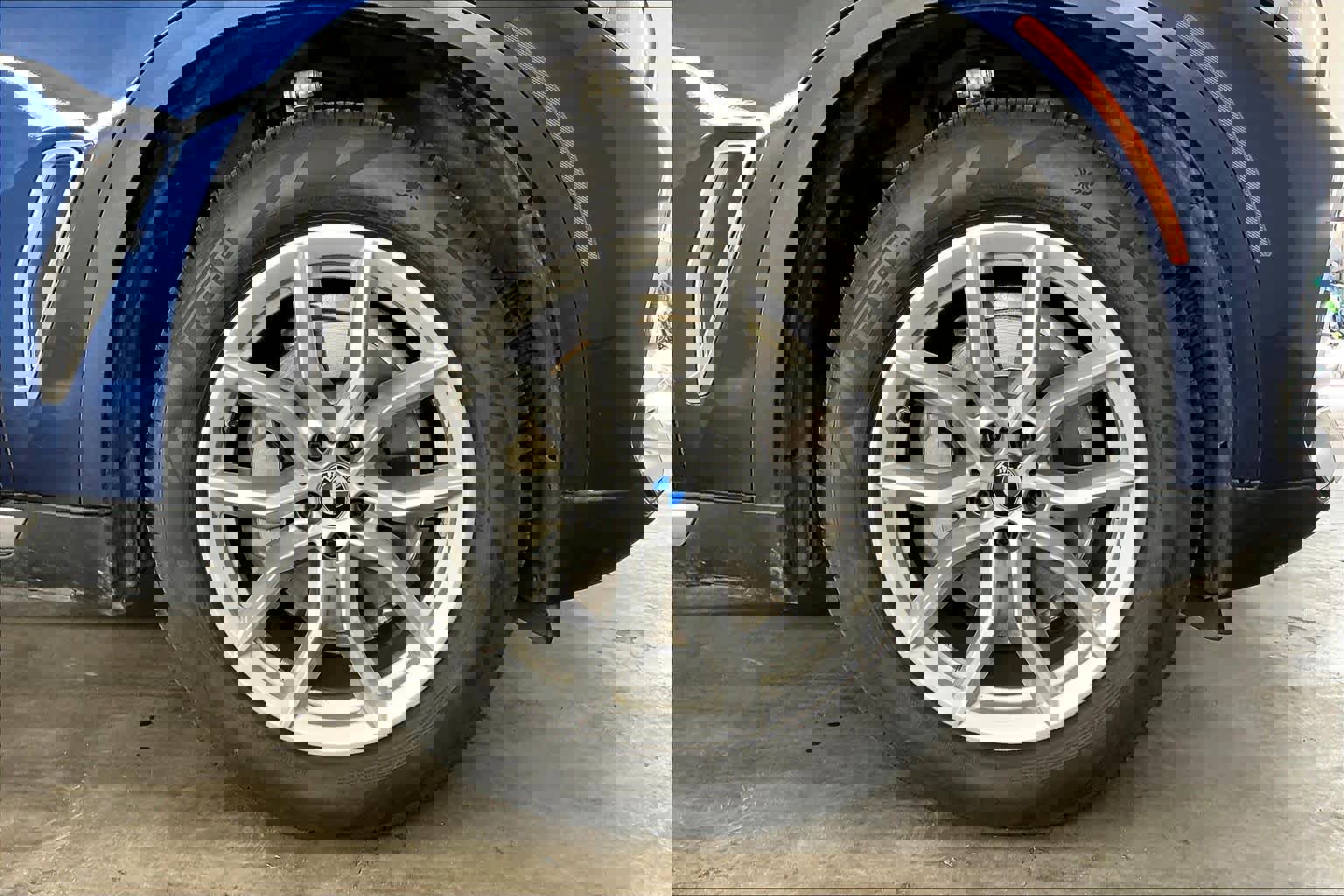 Used 2019 BMW X5 xDrive40i w/ Convenience Package image 12