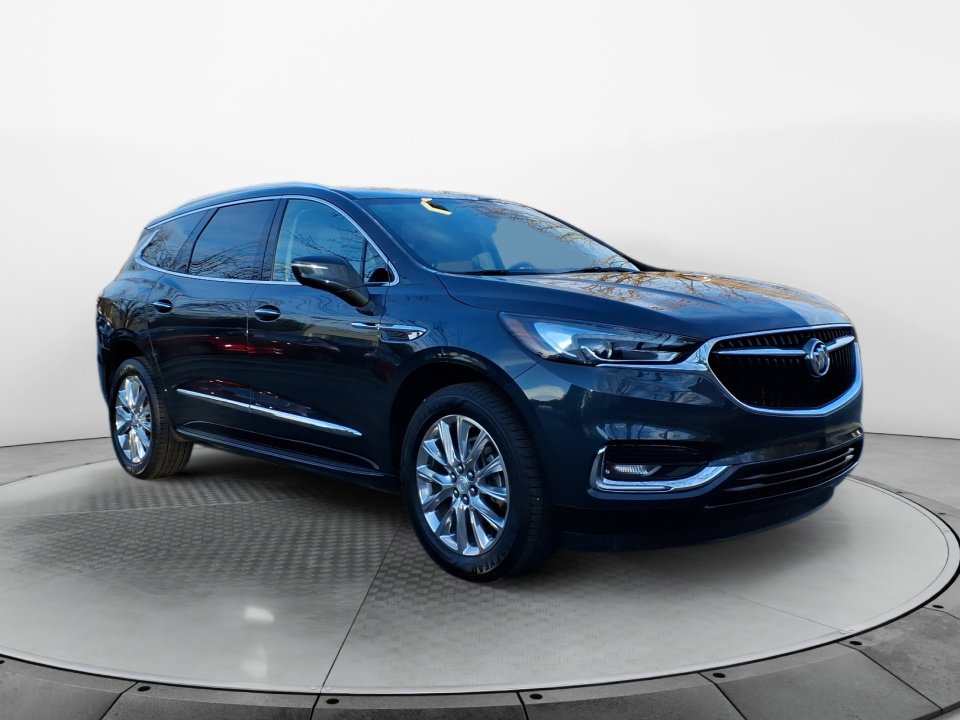 Used 2018 Buick Enclave Premium w/ Experience Buick Package image 1