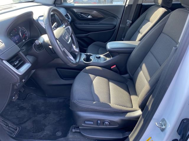Used 2022 GMC Terrain SLE w/ Driver Convenience Package image 9