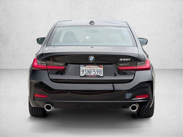 Used 2025 BMW 330i Sedan w/ M Sport Package RWD image 7