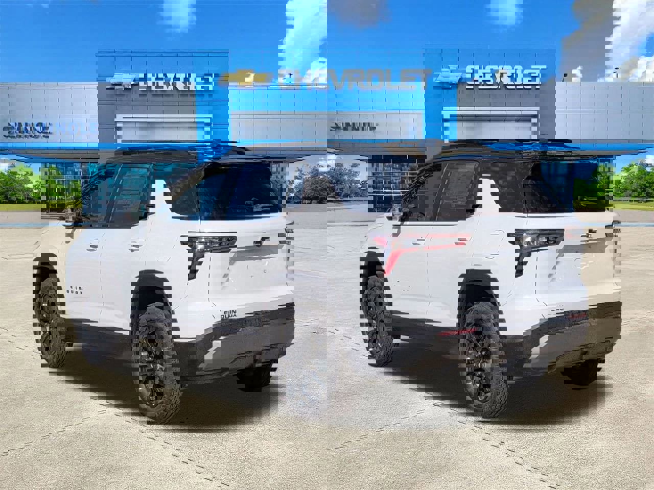 New 2026 Chevrolet Equinox LT w/ Midnight Edition image 3