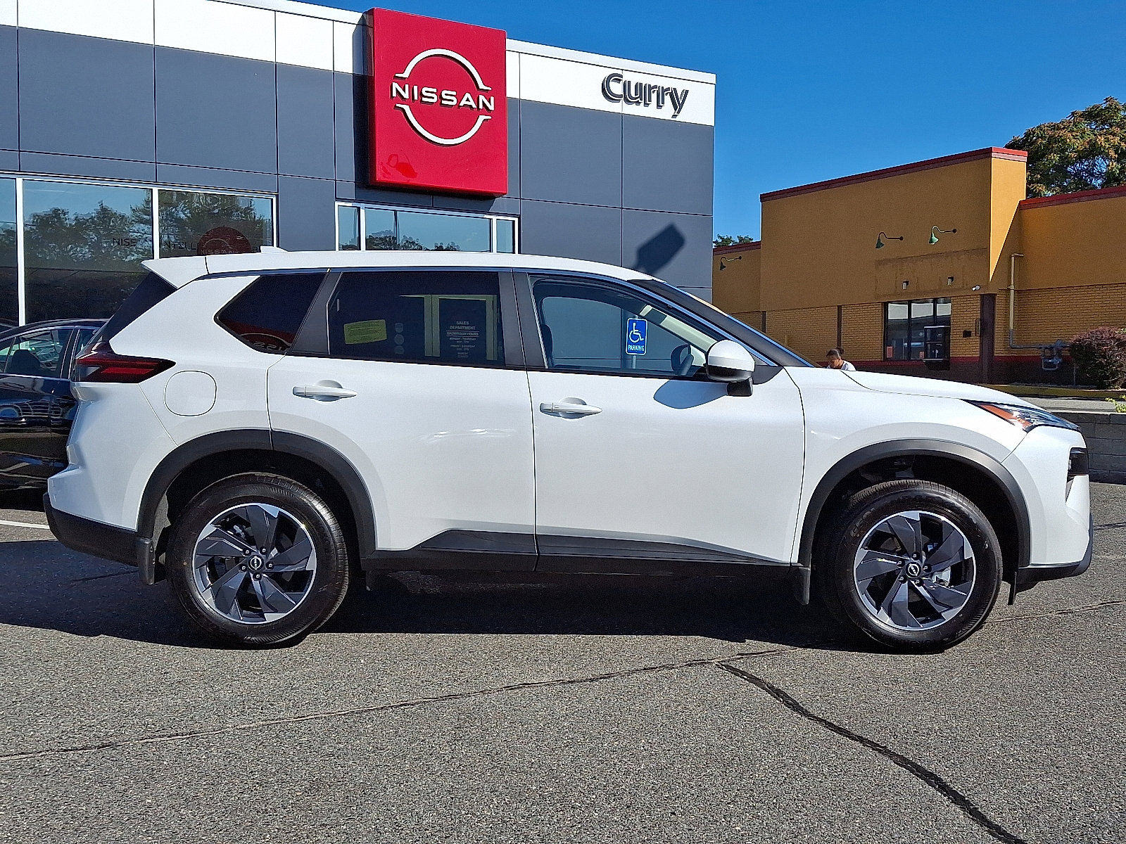 Certified 2025 Nissan Rogue SV image 7