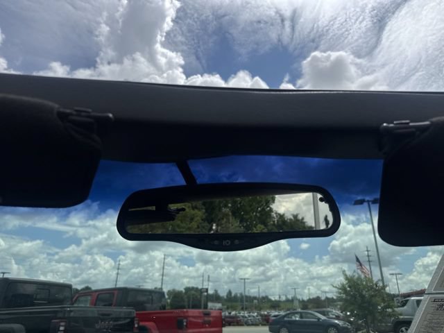 Used 2003 Chevrolet Corvette Convertible RWD image 23