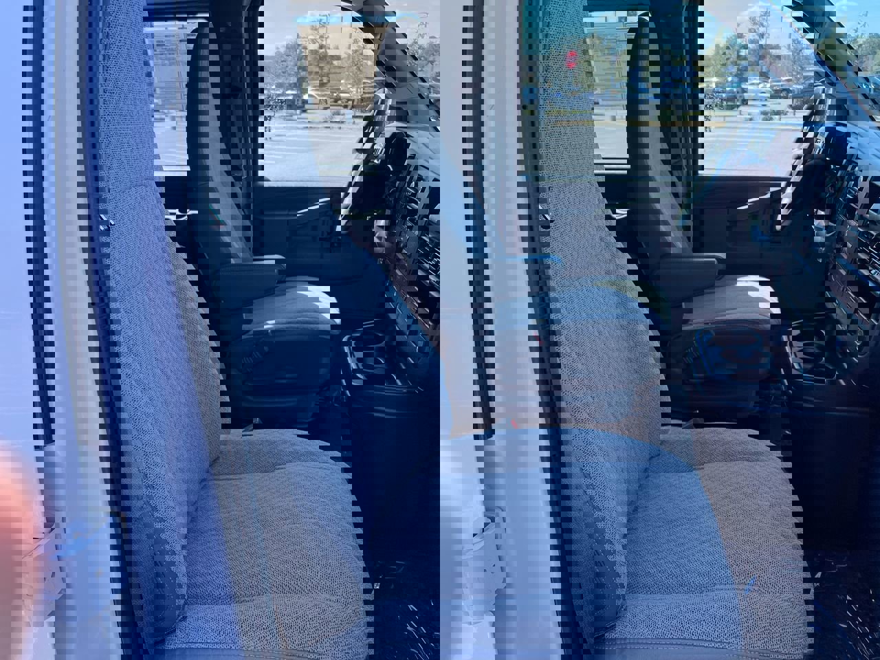 Used 2018 Chevrolet Express 3500 LT w/ LT Preferred Equipment Group image 30