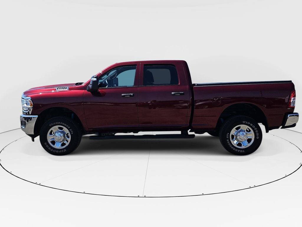 Used 2024 RAM 2500 Tradesman w/ Chrome Appearance Group AWD/4WD image 6