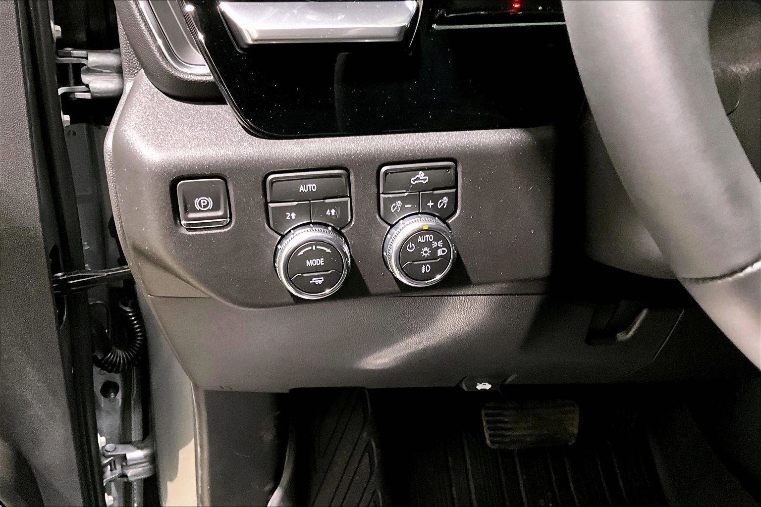 New 2026 GMC Sierra 1500 Elevation w/ Preferred Package image 17