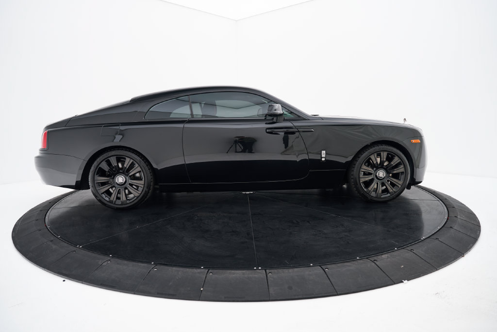 Used 2015 Rolls-Royce Wraith RWD image 16