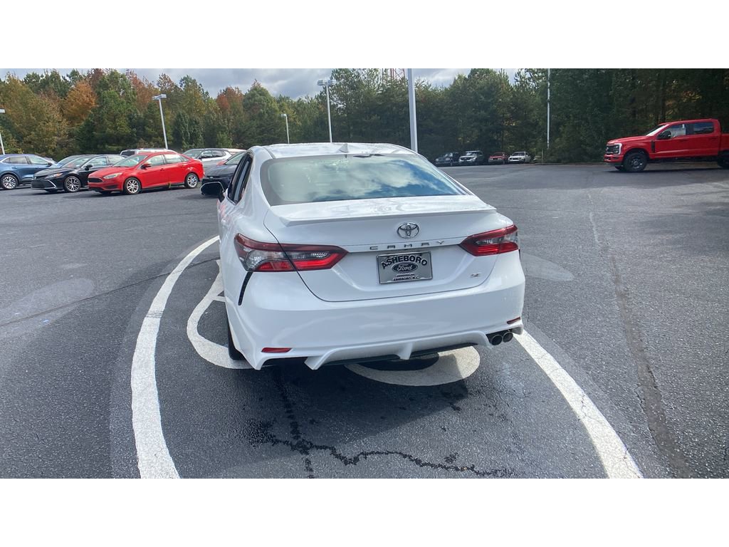 Used 2021 Toyota Camry SE image 21