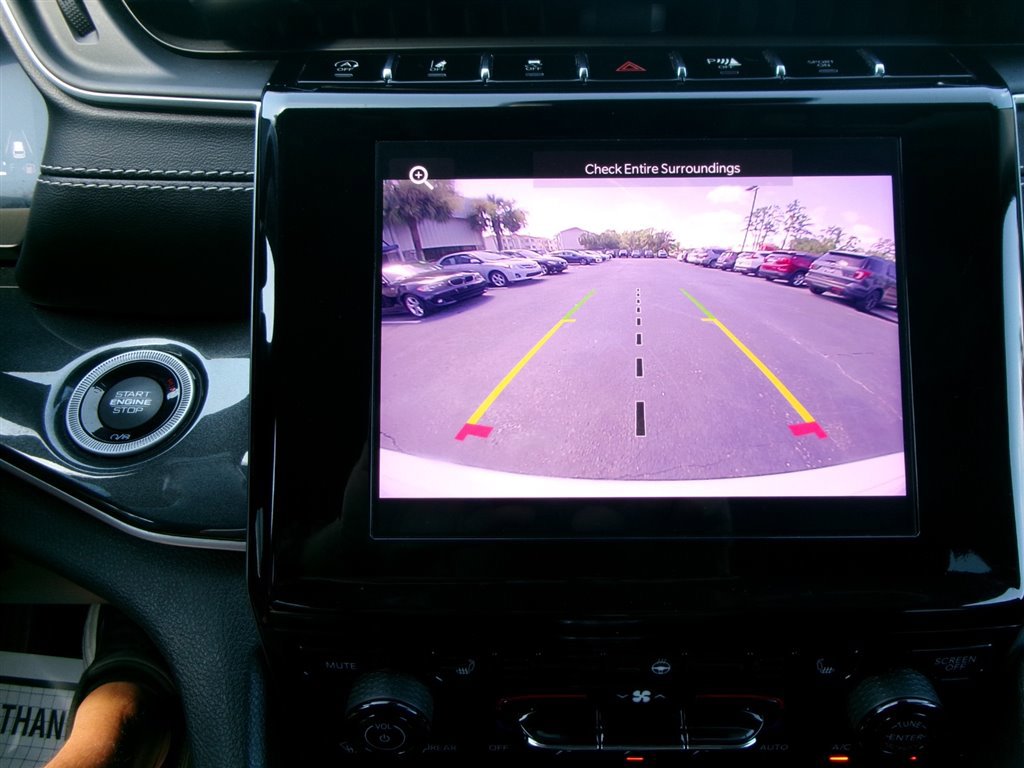 Used 2022 Jeep Grand Cherokee Laredo w/ Luxury Tech Group I image 20