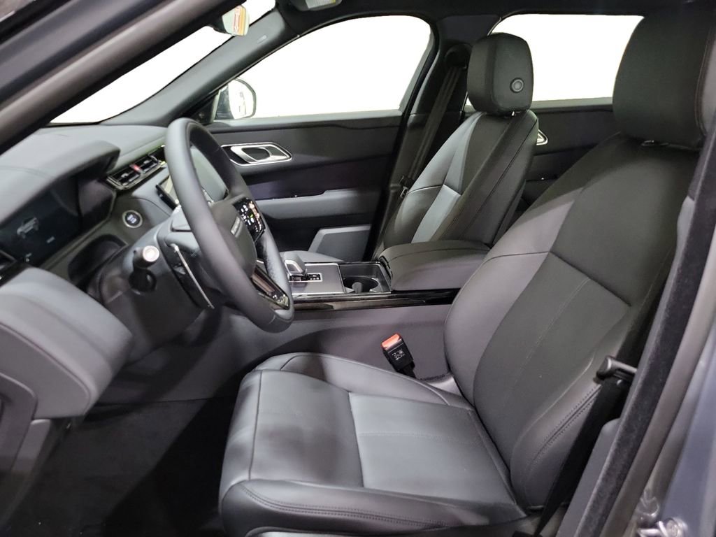 New 2026 Land Rover Range Rover Velar Dynamic SE AWD/4WD image 13