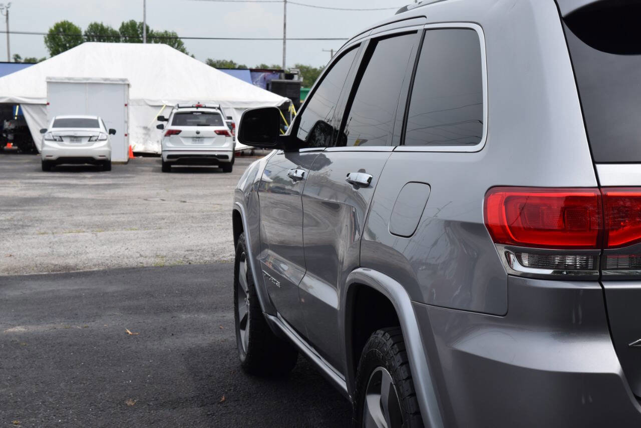 Used 2015 Jeep Grand Cherokee Overland image 9