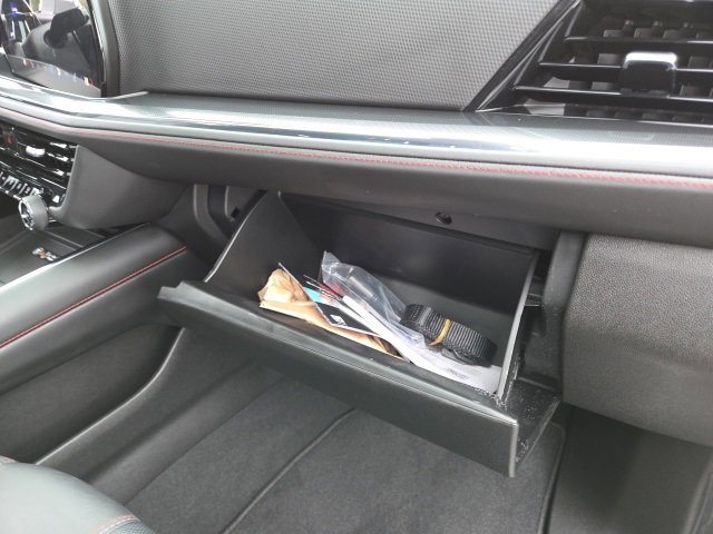 Used 2025 Chevrolet Suburban RST image 56