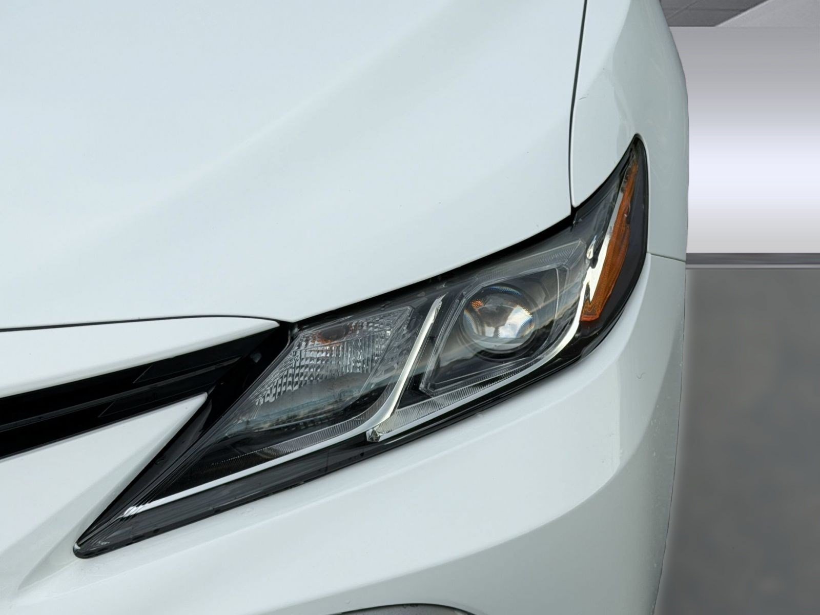 Used 2023 Toyota Camry LE w/ Convenience Package FWD image 12