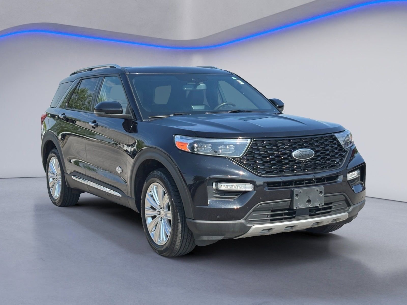 Used 2022 Ford Explorer King Ranch w/ Class IV Trailer Tow Package AWD/4WD image 9