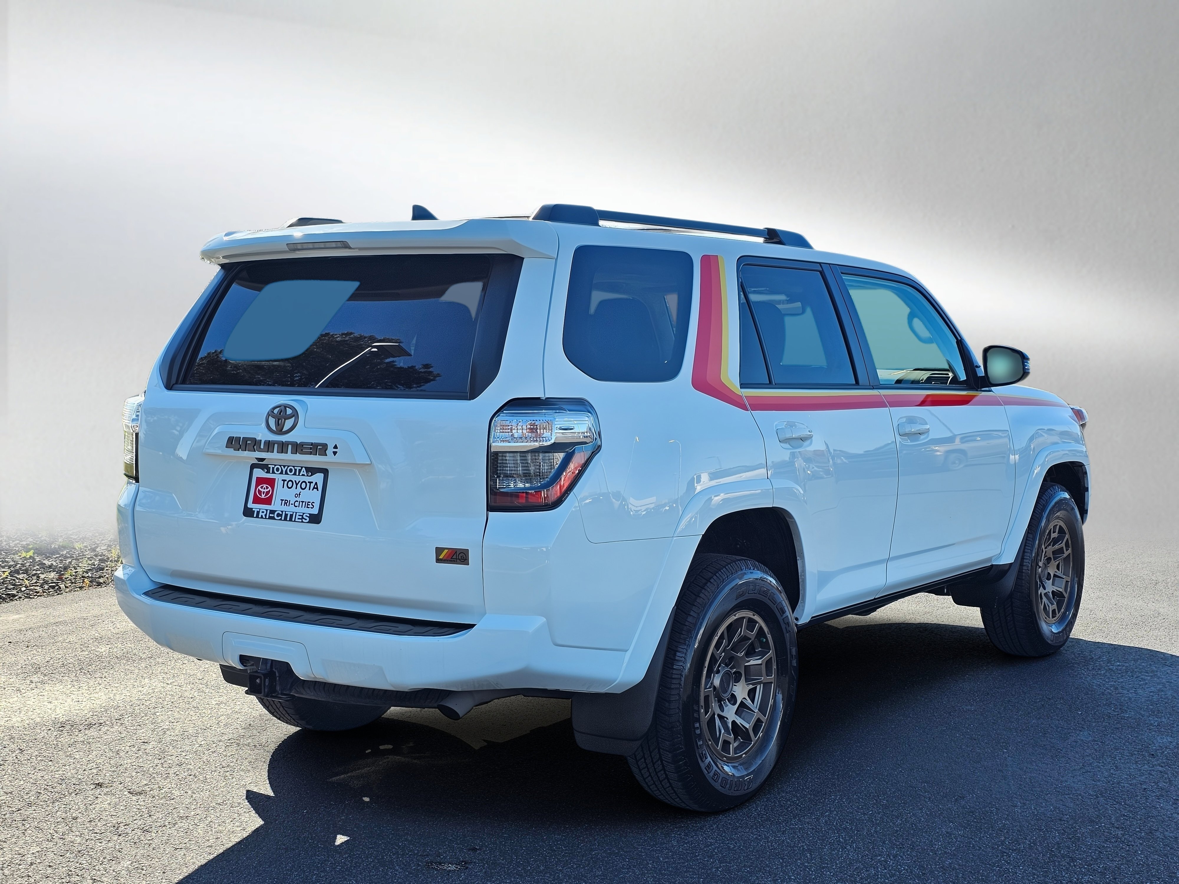 Used 2023 Toyota 4Runner 40th Anniversary SE AWD/4WD image 5