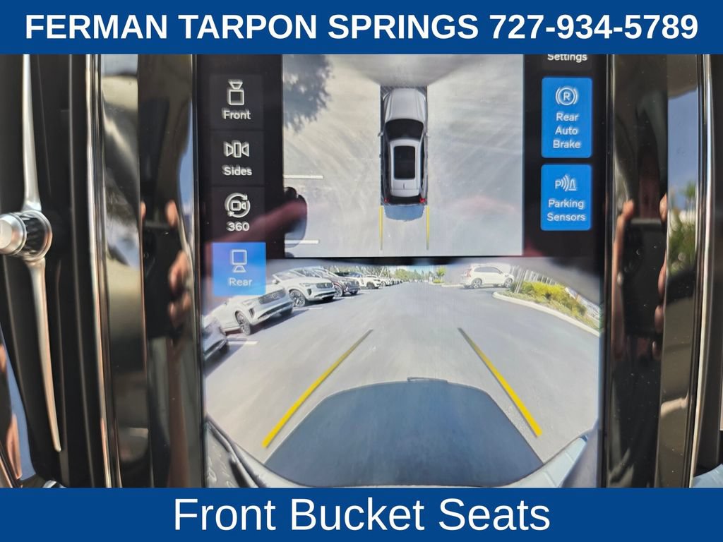 Certified 2024 Volvo XC60 B5 Ultimate w/ Protection Package Premier AWD/4WD image 27