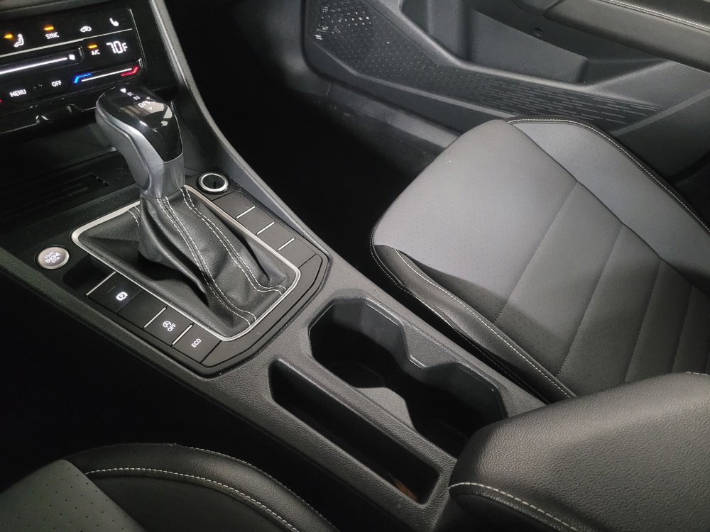 Used 2025 Volkswagen Jetta SE FWD image 26