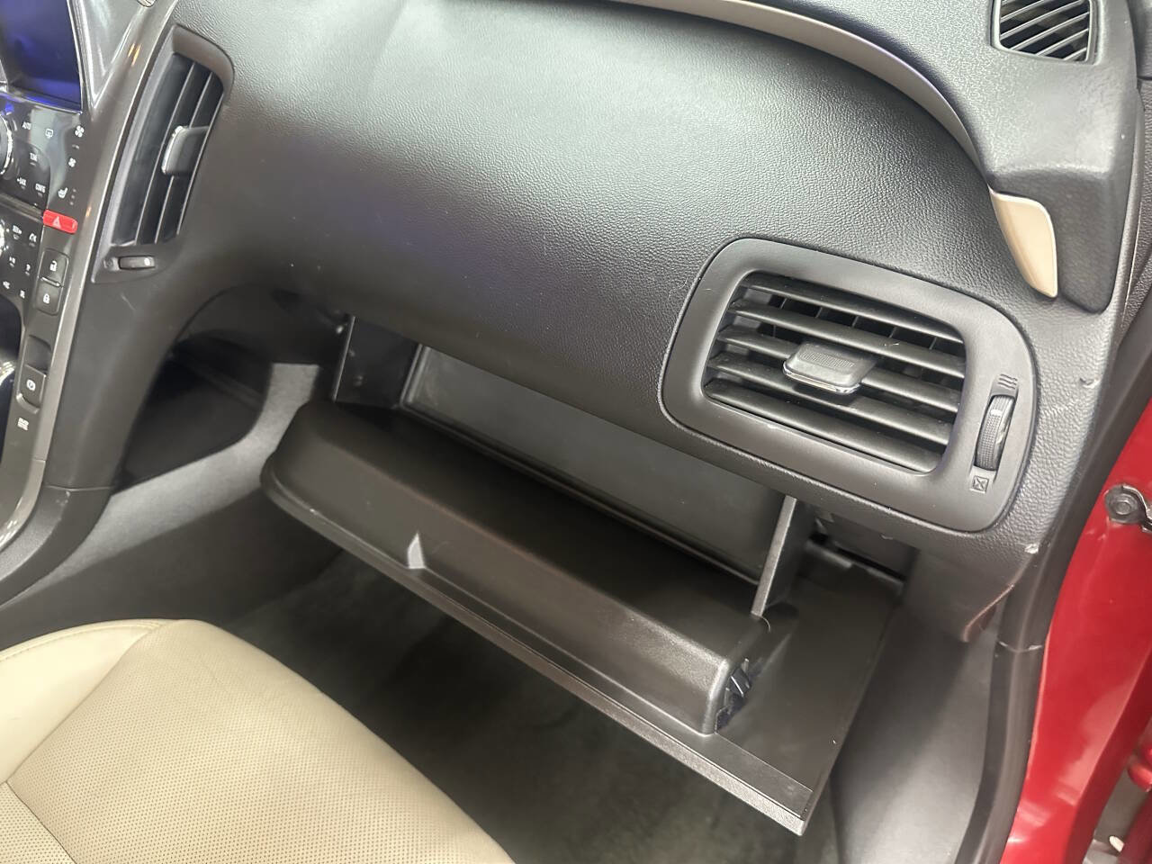 Used 2012 Chevrolet Volt Premium w/ Premium Trim Package image 18