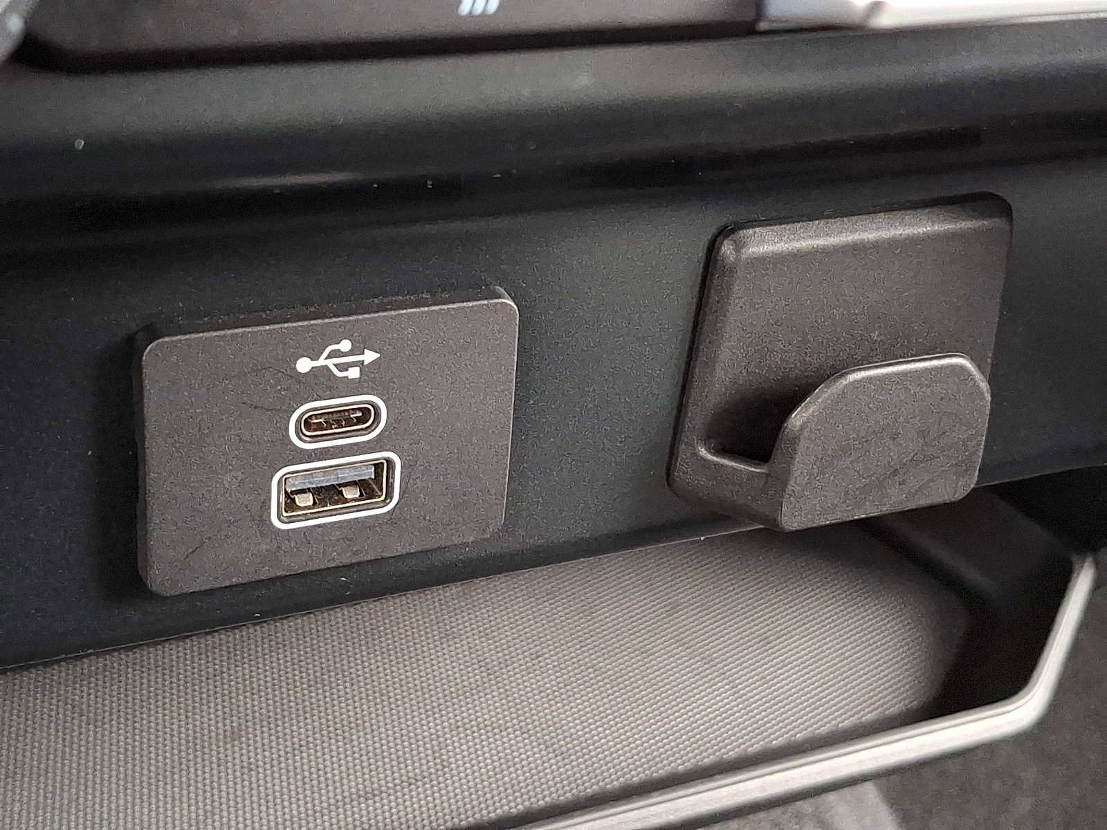 Certified 2025 Ford F150 XLT w/ Equipment Group 301A Standard image 24