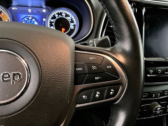 Used 2019 Jeep Cherokee Limited w/ Technology Group AWD/4WD image 19
