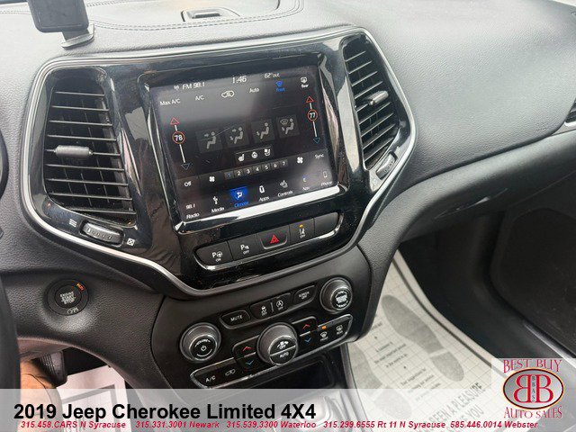 Used 2019 Jeep Cherokee Limited w/ Luxury Group AWD/4WD image 21