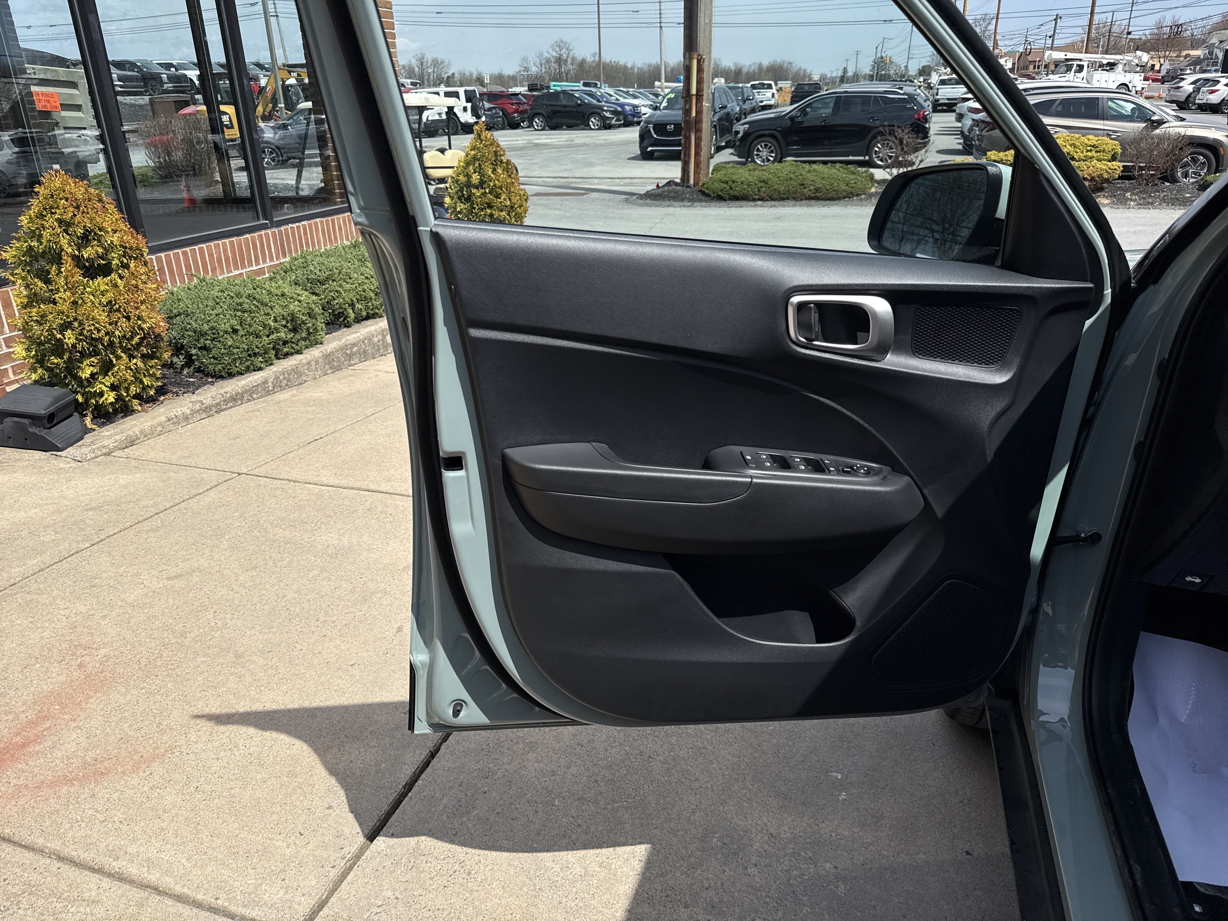 New 2026 Hyundai Venue SEL FWD image 15