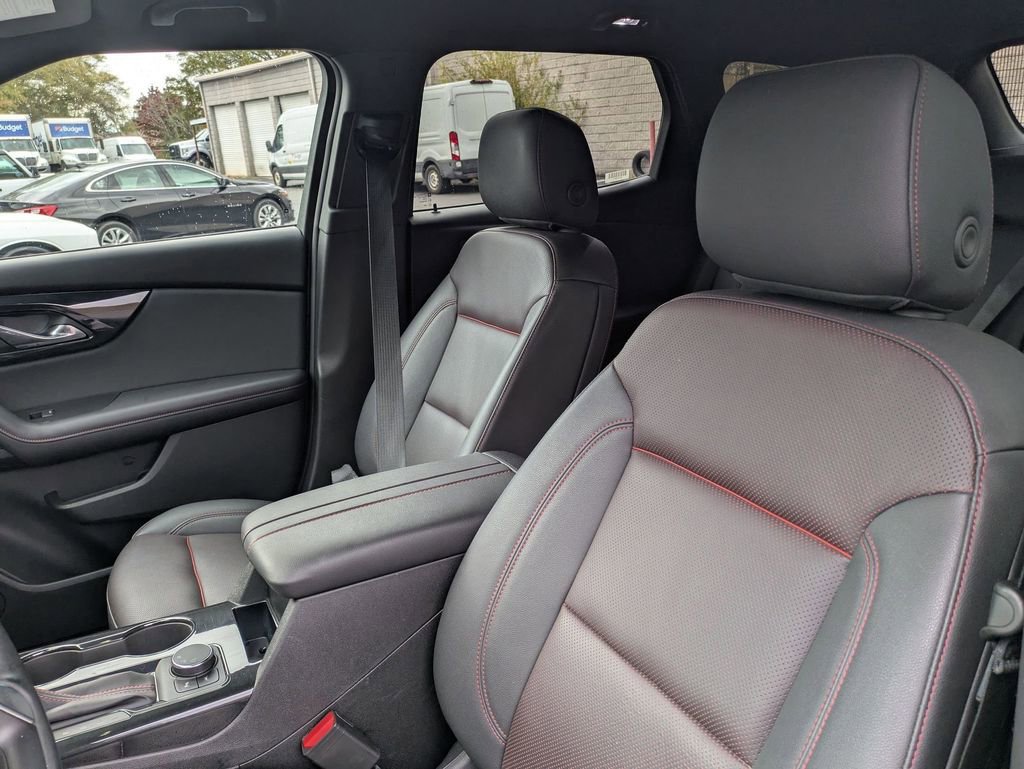 Used 2025 Chevrolet Blazer RS image 22