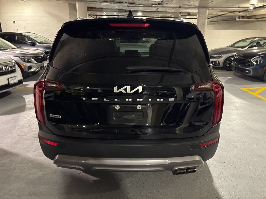 Used 2022 Kia Telluride EX AWD/4WD image 4