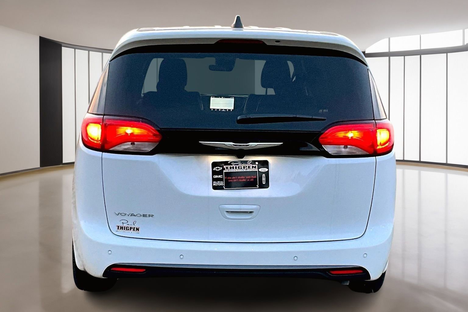 New 2026 Chrysler Voyager LX image 4