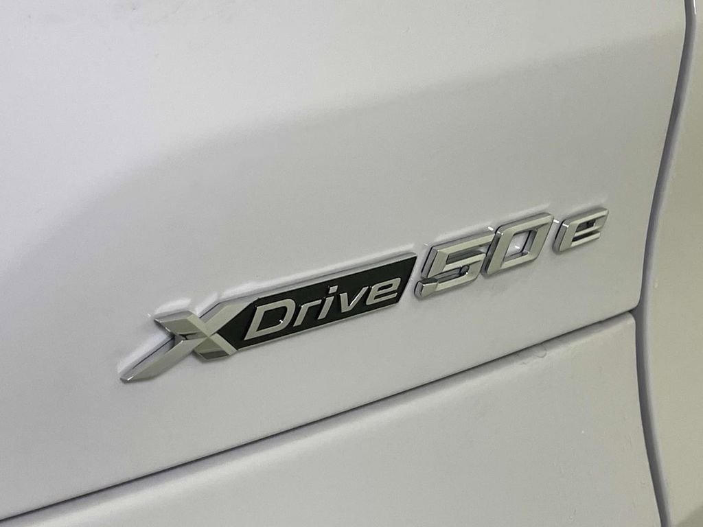 New 2026 BMW X5 xDrive50e AWD/4WD image 11