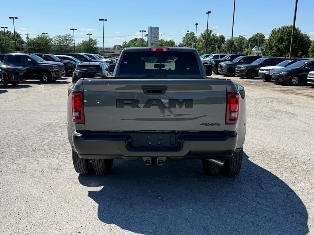 New 2026 RAM 3500 Tradesman AWD/4WD image 7