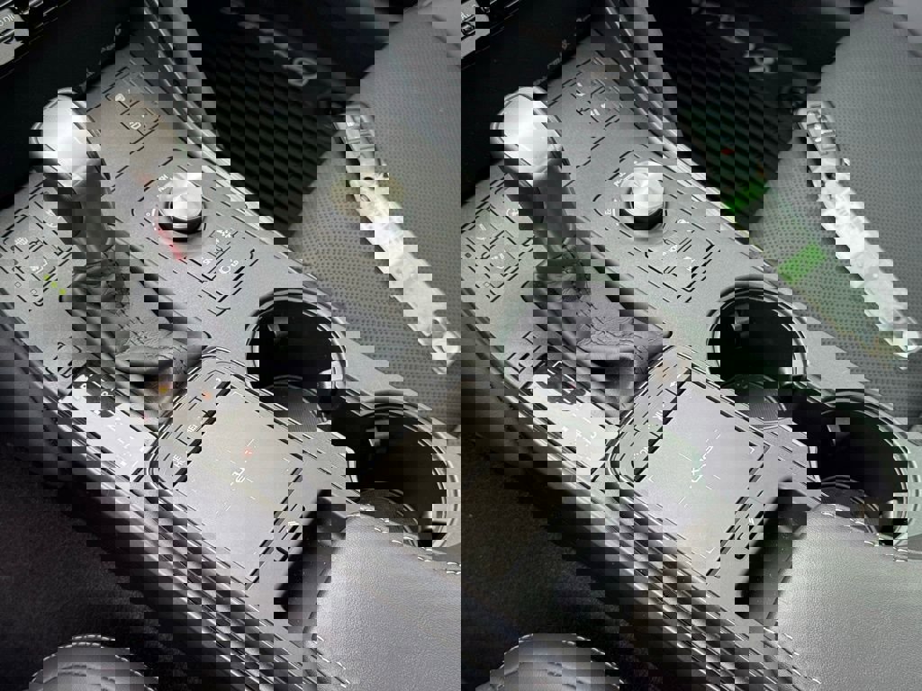 Certified 2024 Lexus IS 300 w/ Comfort Package image 34