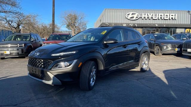 Used 2023 Hyundai Kona SEL image 4