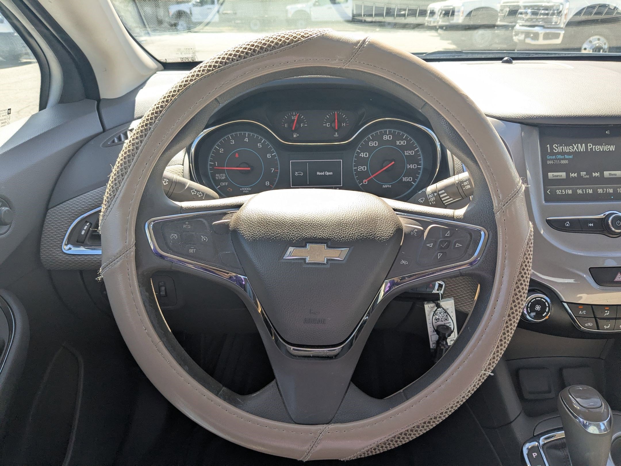 Used 2017 Chevrolet Cruze LT image 18