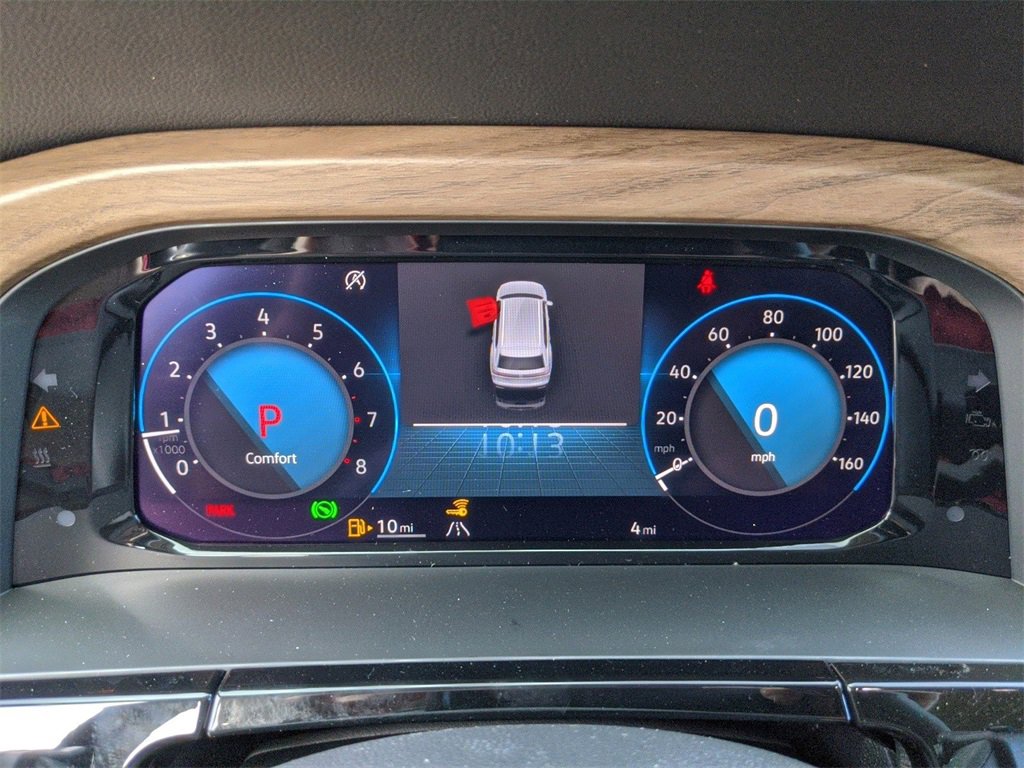 Used 2025 Volkswagen Atlas SE image 42