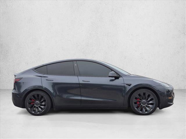 Used 2024 Tesla Model Y Performance AWD/4WD image 4
