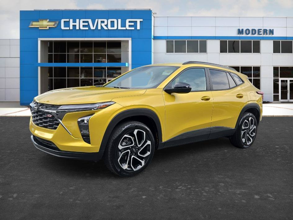Used 2025 Chevrolet Trax RS w/ Driver Confidence Package FWD video 1