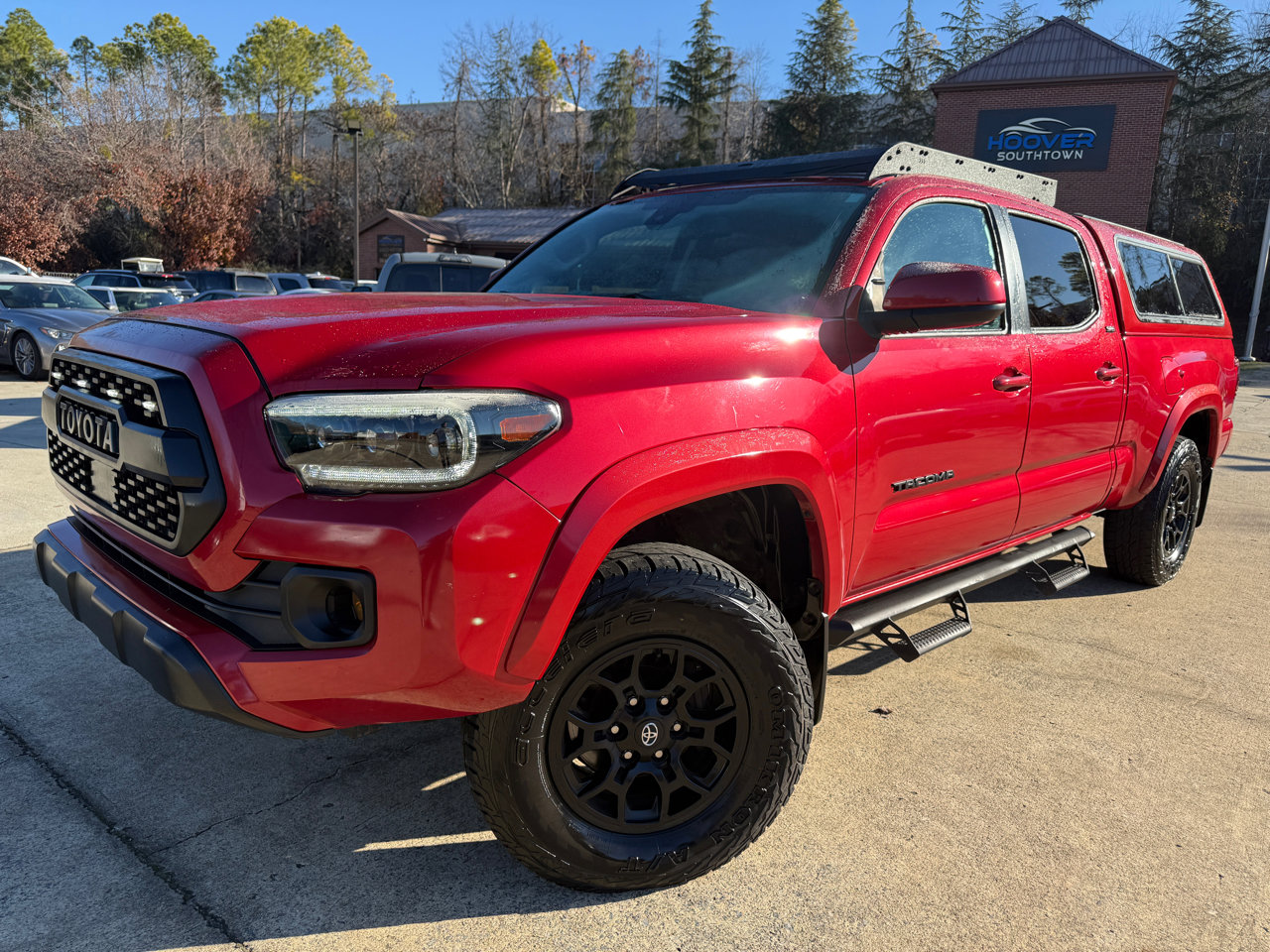 Used 2019 Toyota Tacoma SR5 image 1