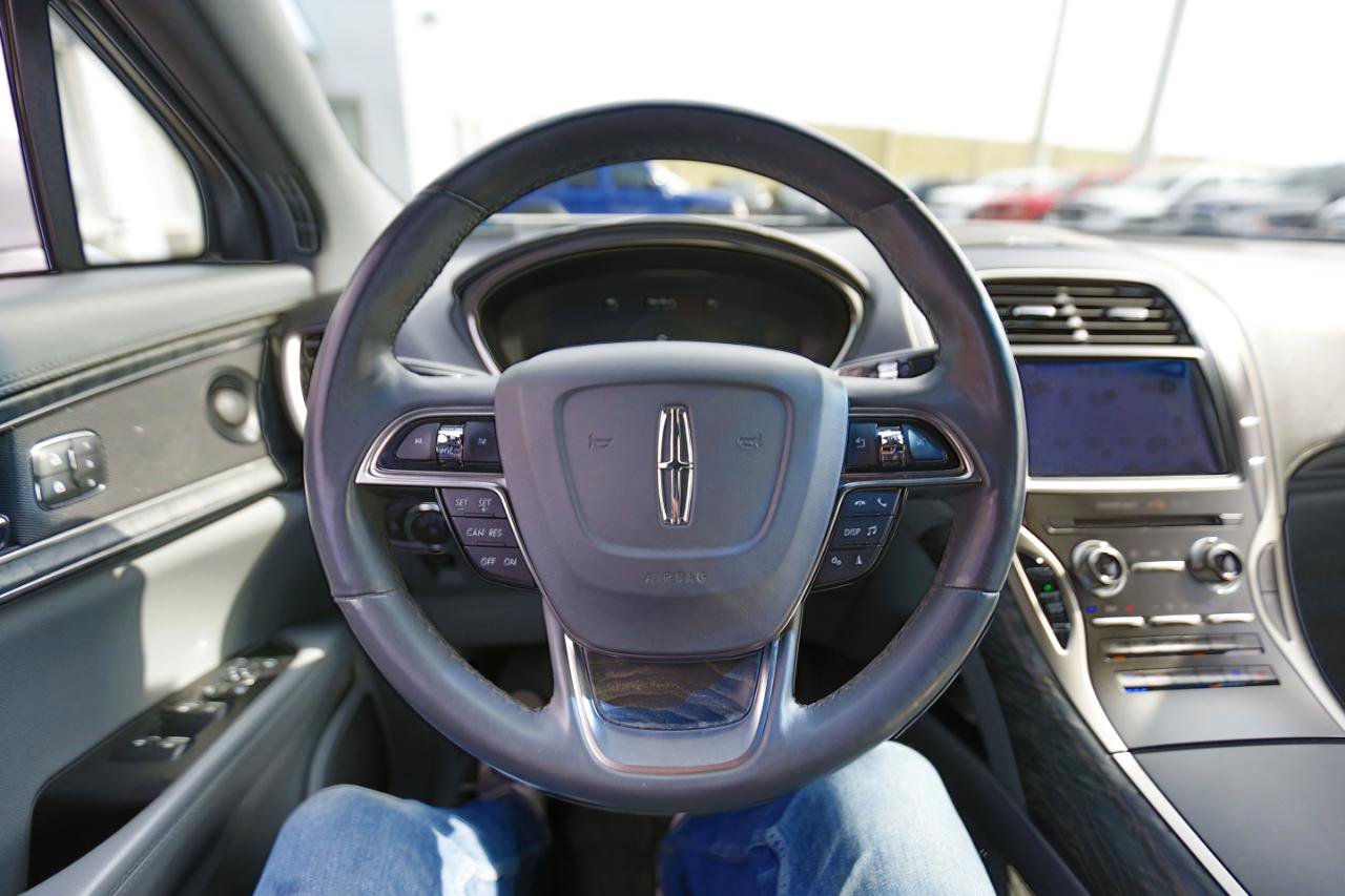 Used 2019 Lincoln Nautilus Reserve image 6