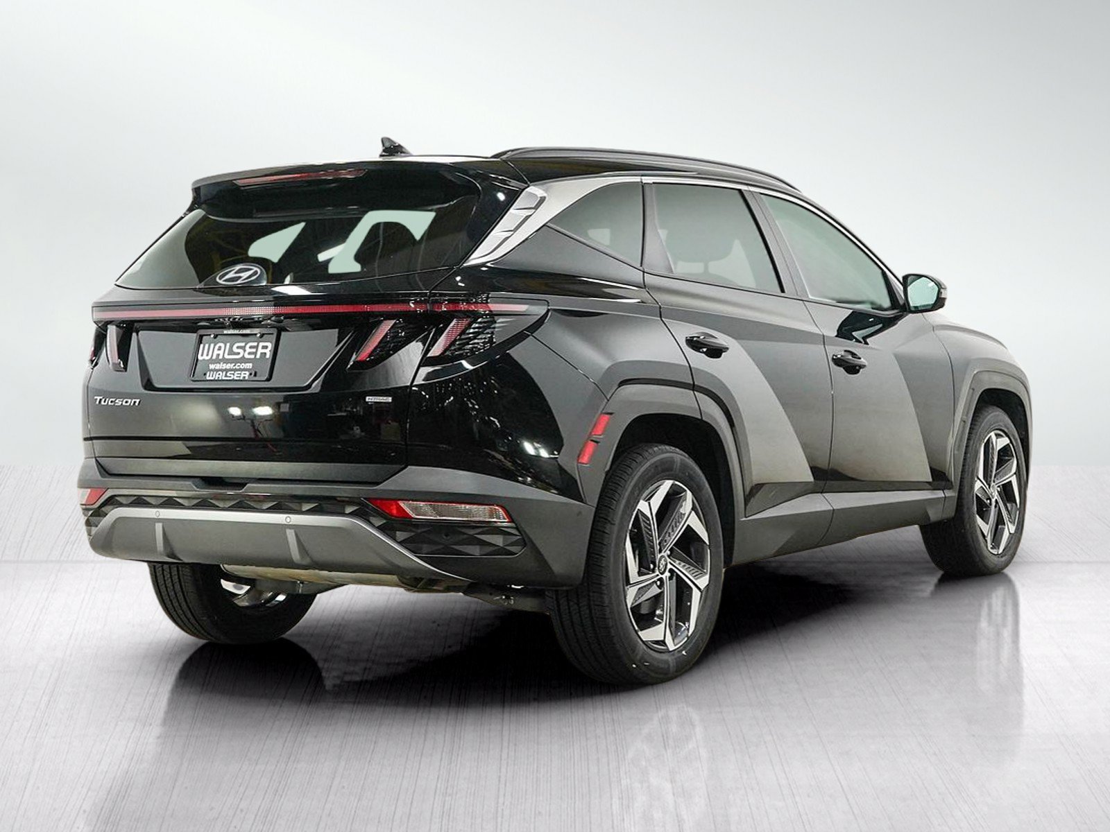 Used 2024 Hyundai Tucson Limited AWD/4WD image 5