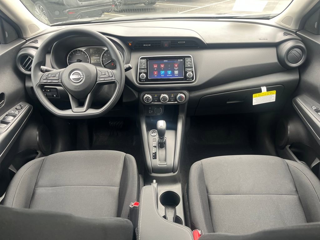 New 2025 Nissan Kicks Play S image 17